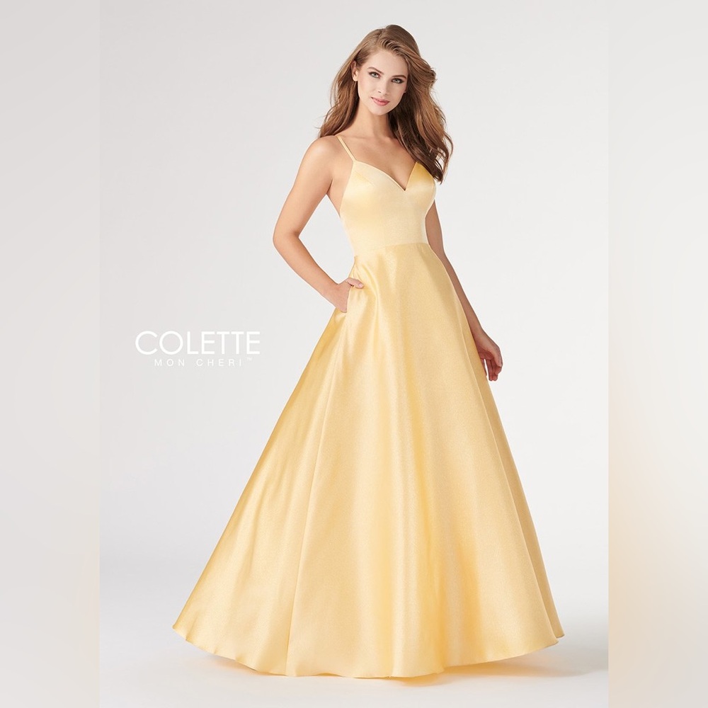 Colette Mon Cheri dress, specifically a long, yellow, A-line gown V-neck sz 4